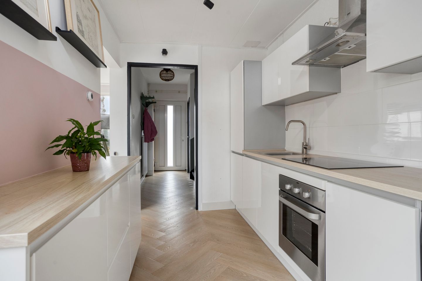 Foto 19 van Troelstralaan 11