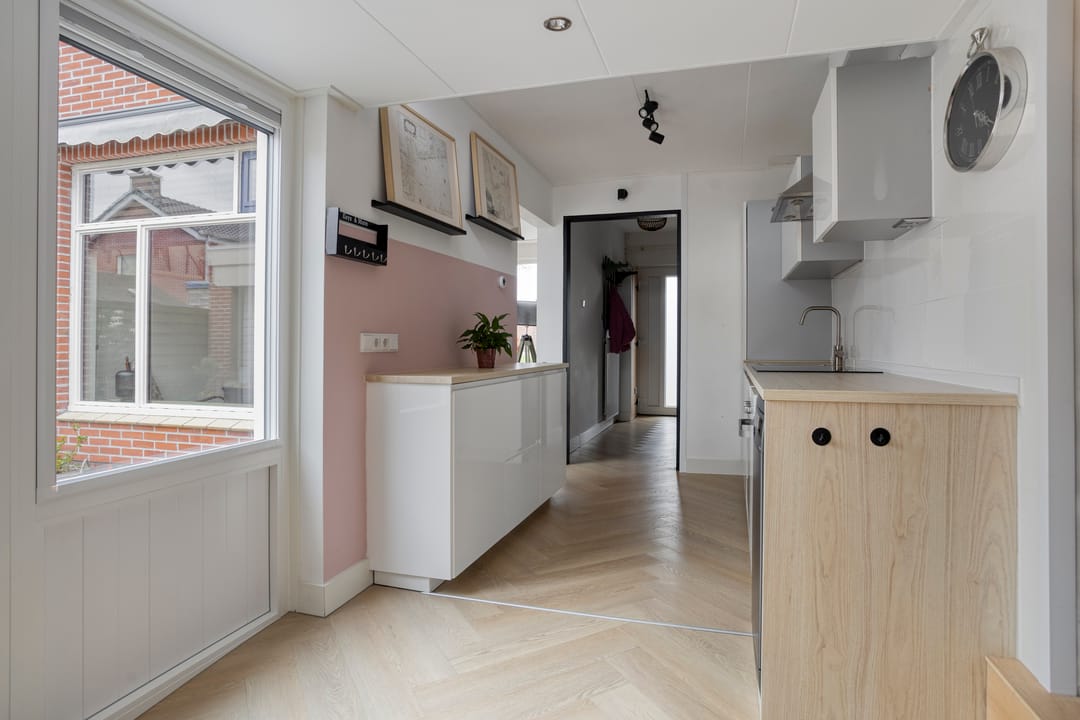 Foto 22 van Troelstralaan 11