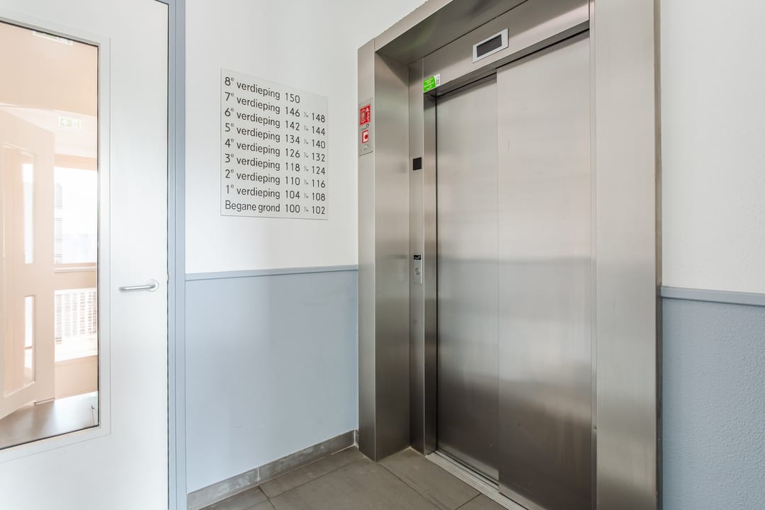 Bright Corner Apartment with 2 Bedrooms and Sunny Balcony in Almere-Poort — 23