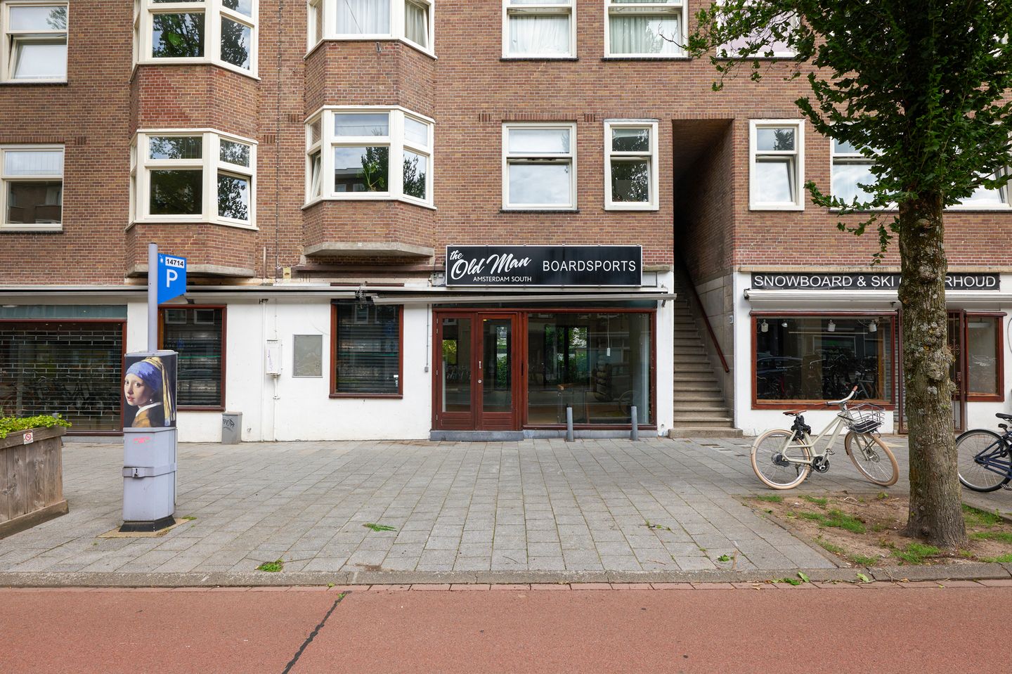 Bekijk foto 2 van Rijnstraat 205
