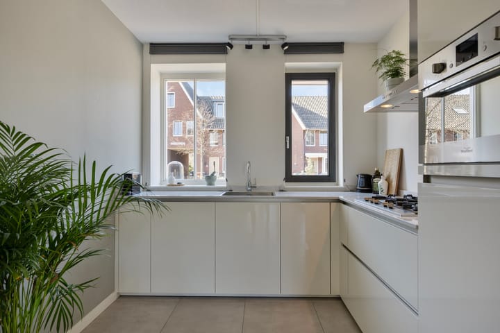 Photo 3 of Ringvaartlaan 36