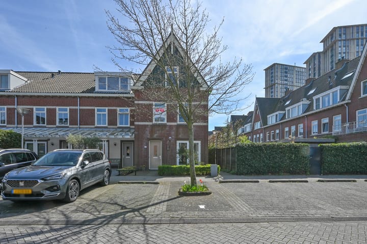 Photo 4 of Job van der Zeelaan 43