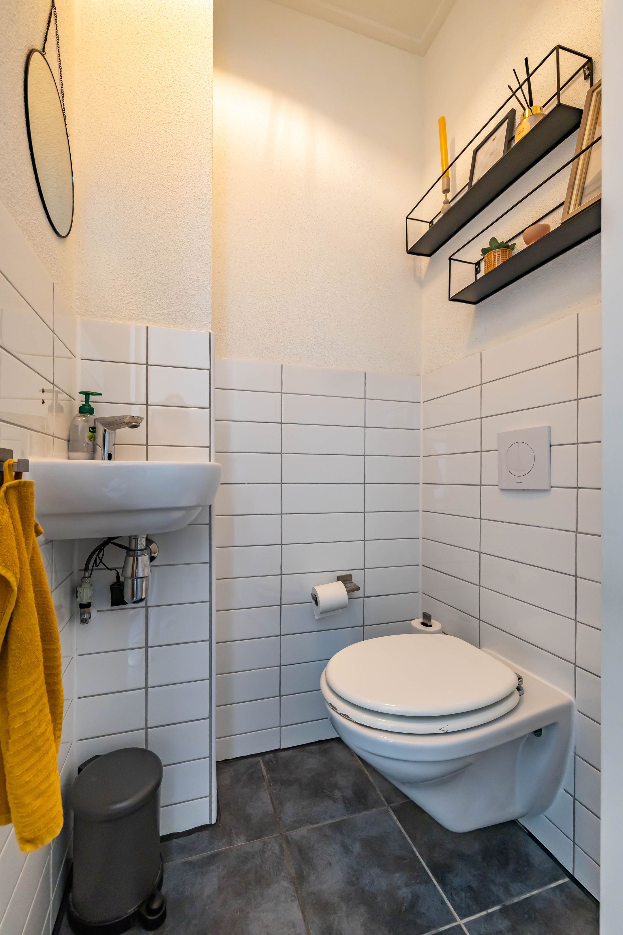 Extended semi-detached house with new kitchen in child-friendly Zuidlaren — 21