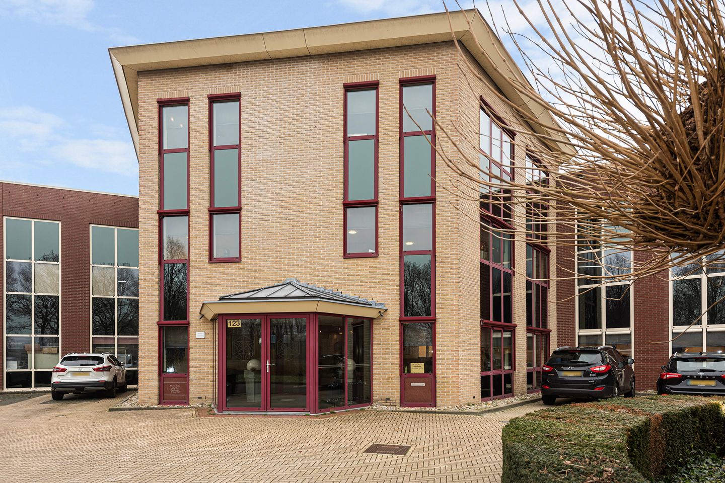 Bekijk foto 4 van Bedrijvenpark Twente 123