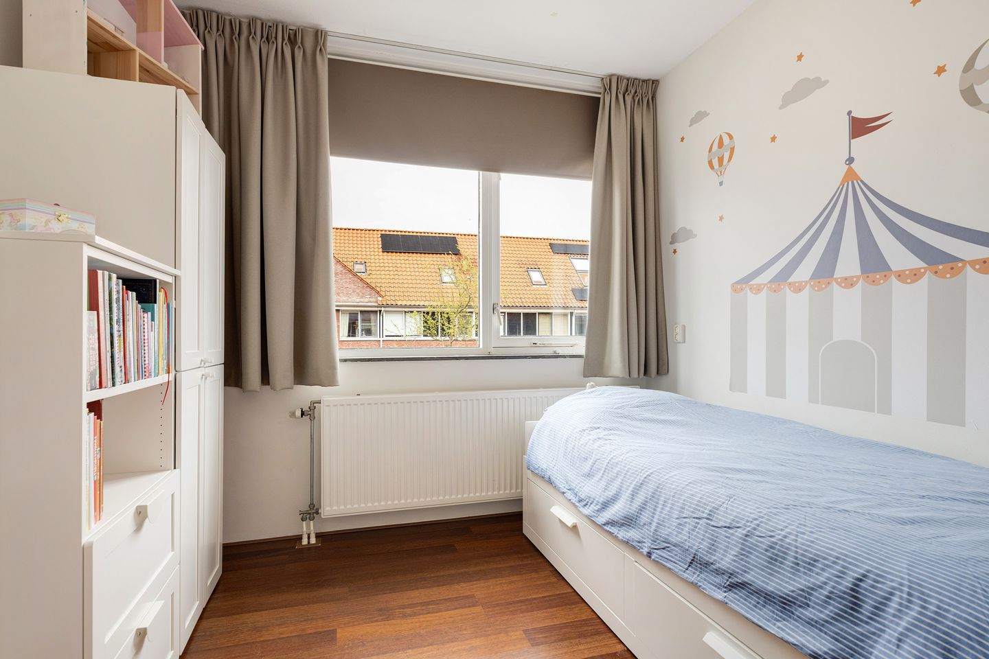 Photo 20 of Laurens van Kuikstraat 1