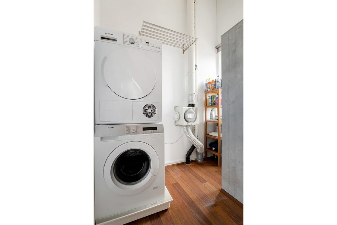 Photo 31 of Laurens van Kuikstraat 1
