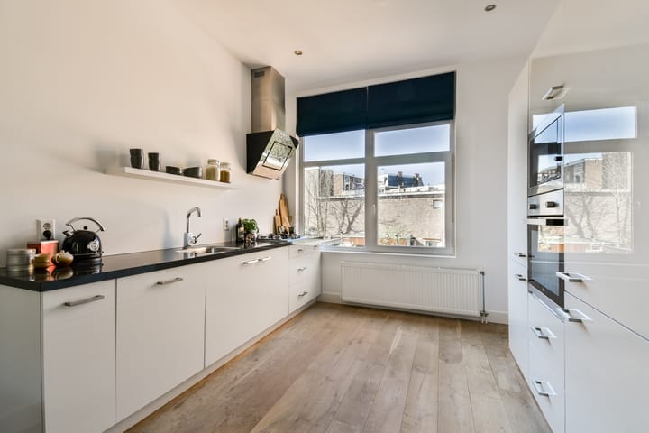 Photo 3 of Fahrenheitstraat 120