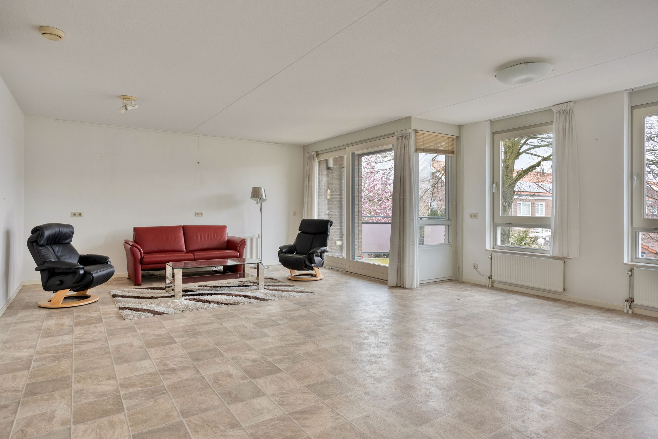 Photo 6 of Brederostraat 1-8