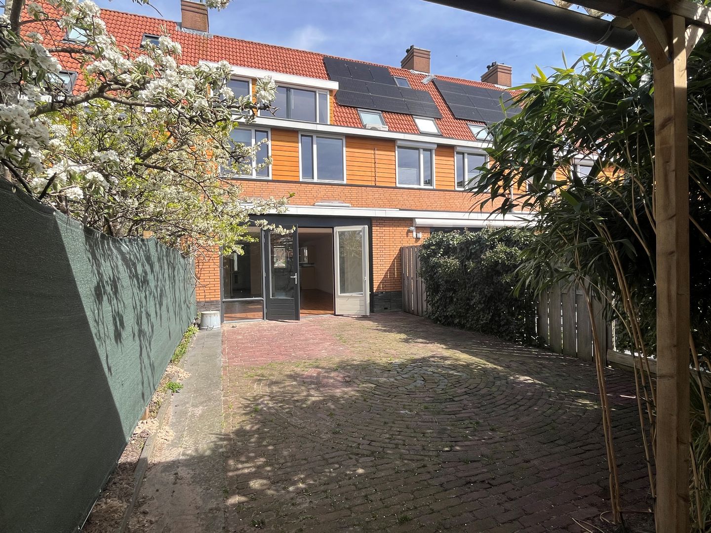 Foto 10 van Salamander 105