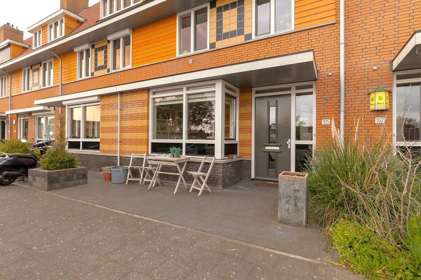 Foto 30 van Salamander 105