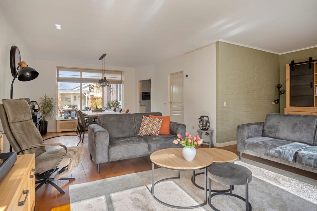 Foto 11 van Johan van Oldenbarneveltlaan 44