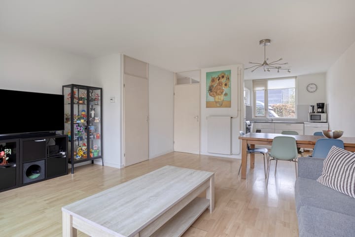 Photo 3 of Limburglaan 5