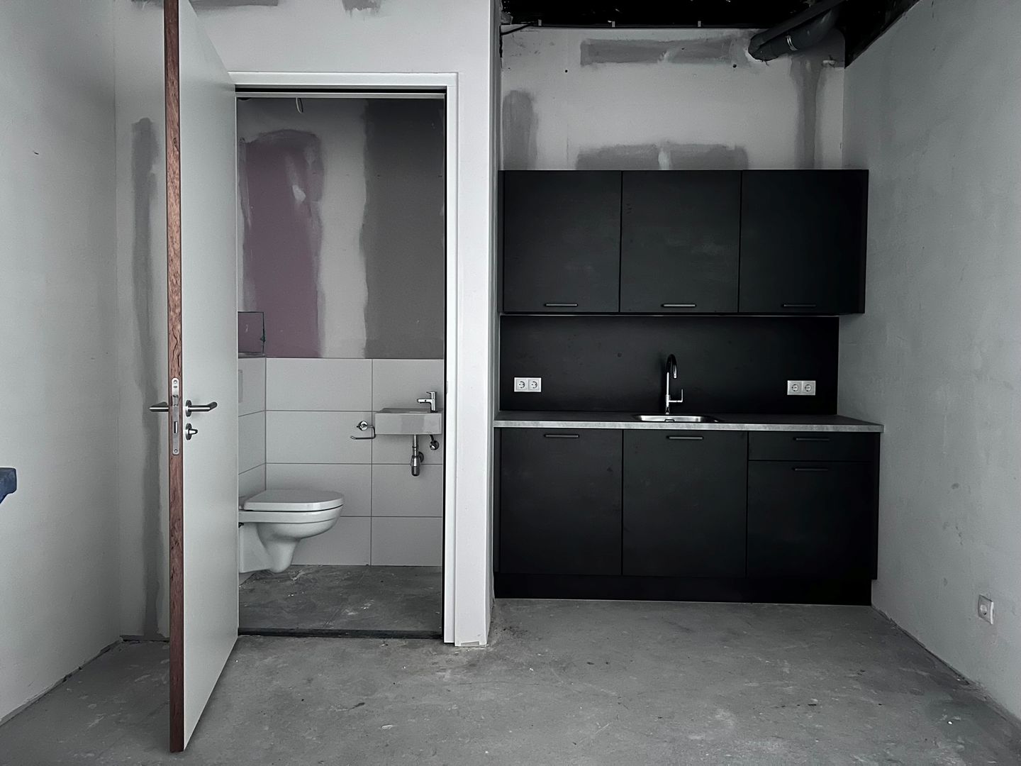 Bekijk foto 5 van Corridor 17