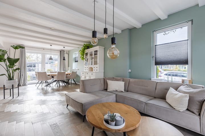 Photo 2 of Dorpsstraat 1043