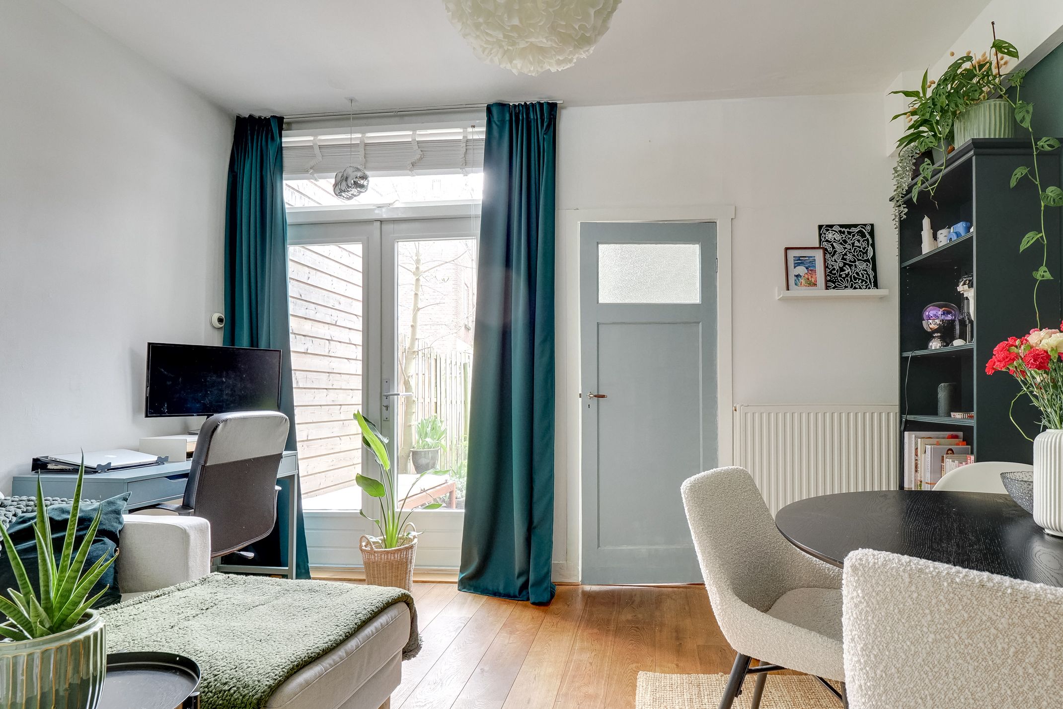 Photo 12 of Laan van Nieuw-Guinea 128