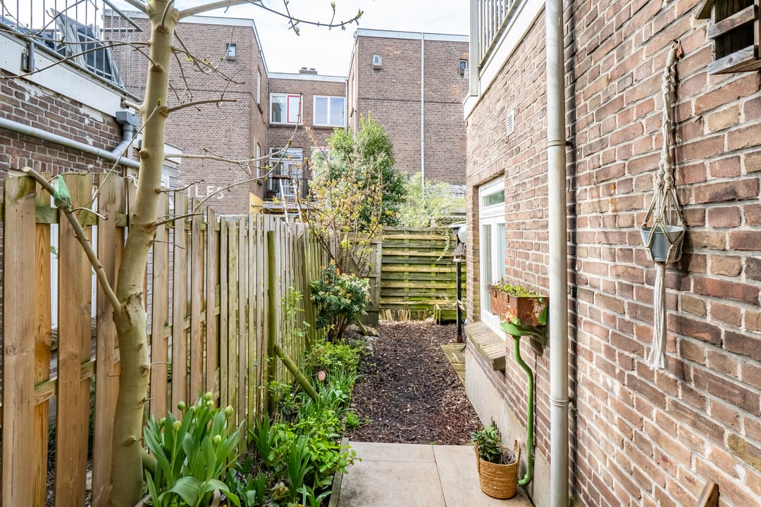 Photo 22 of Laan van Nieuw-Guinea 128