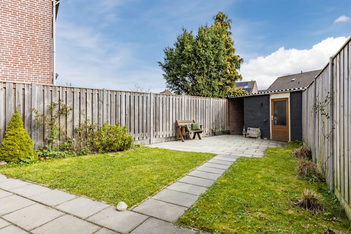 Photo 3 of Loddersweer 25