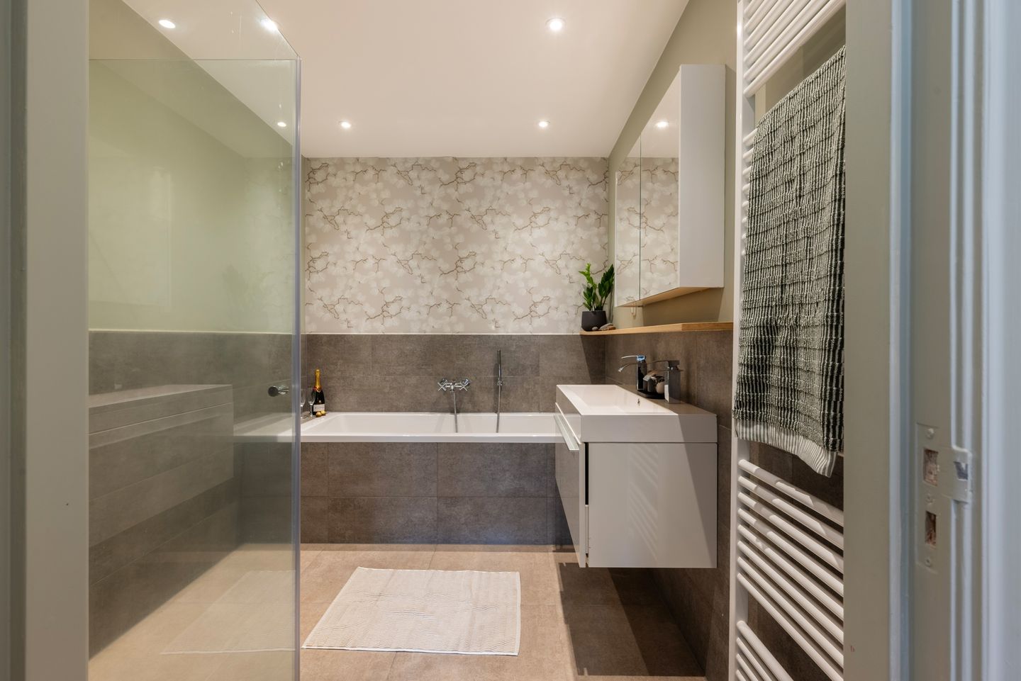 Foto 4 van Frankenstraat 62-A