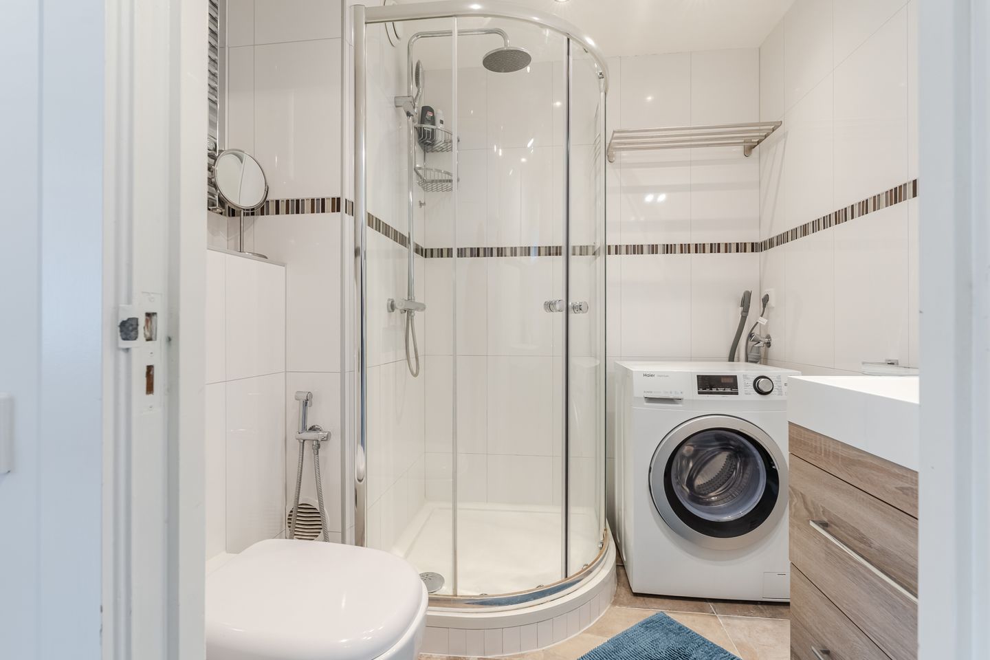 Cosy 2-Room Apartment with East-Facing Balcony in De Baarsjes, Amsterdam — 20