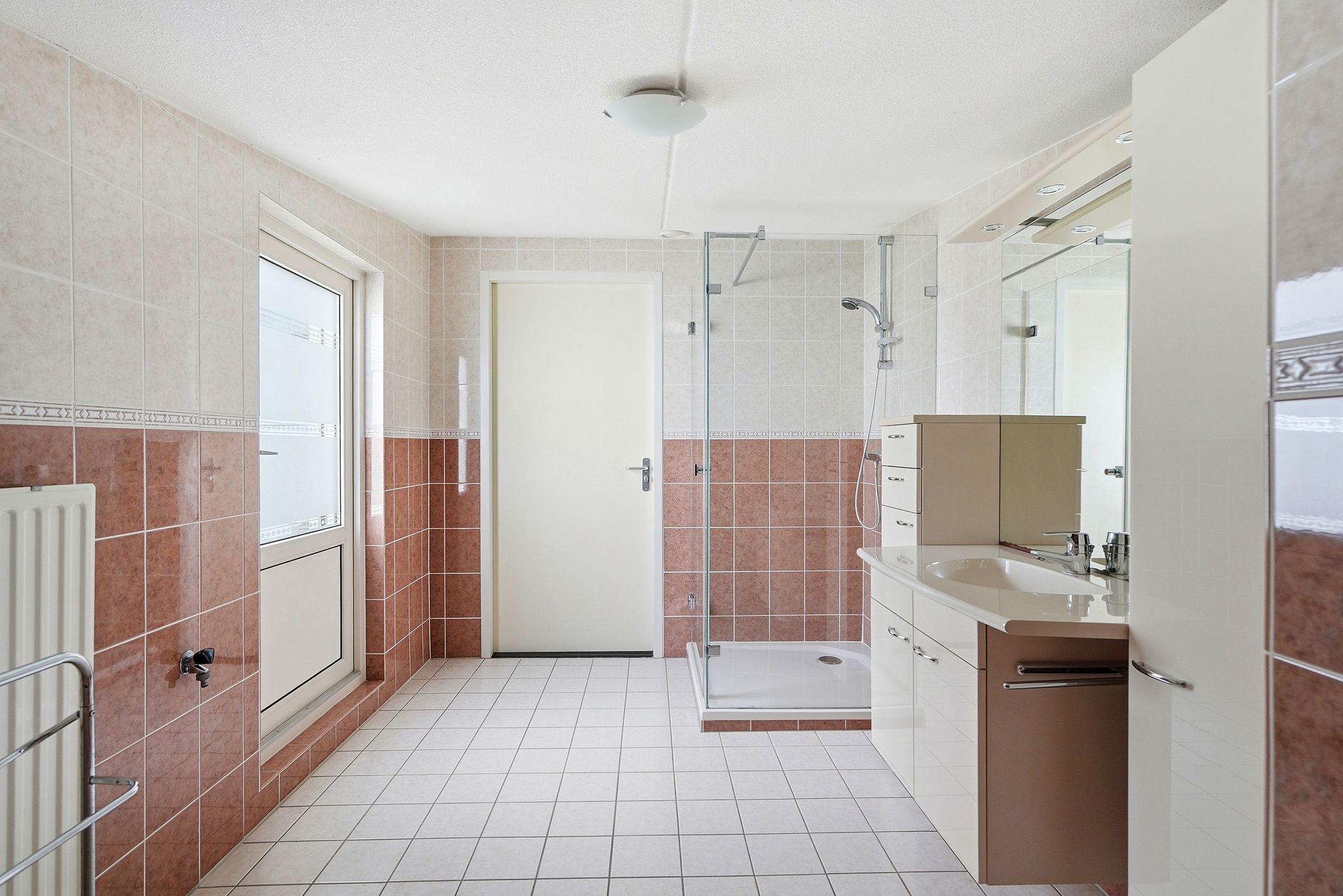 Photo 30 of Pablo Picassoplein 68