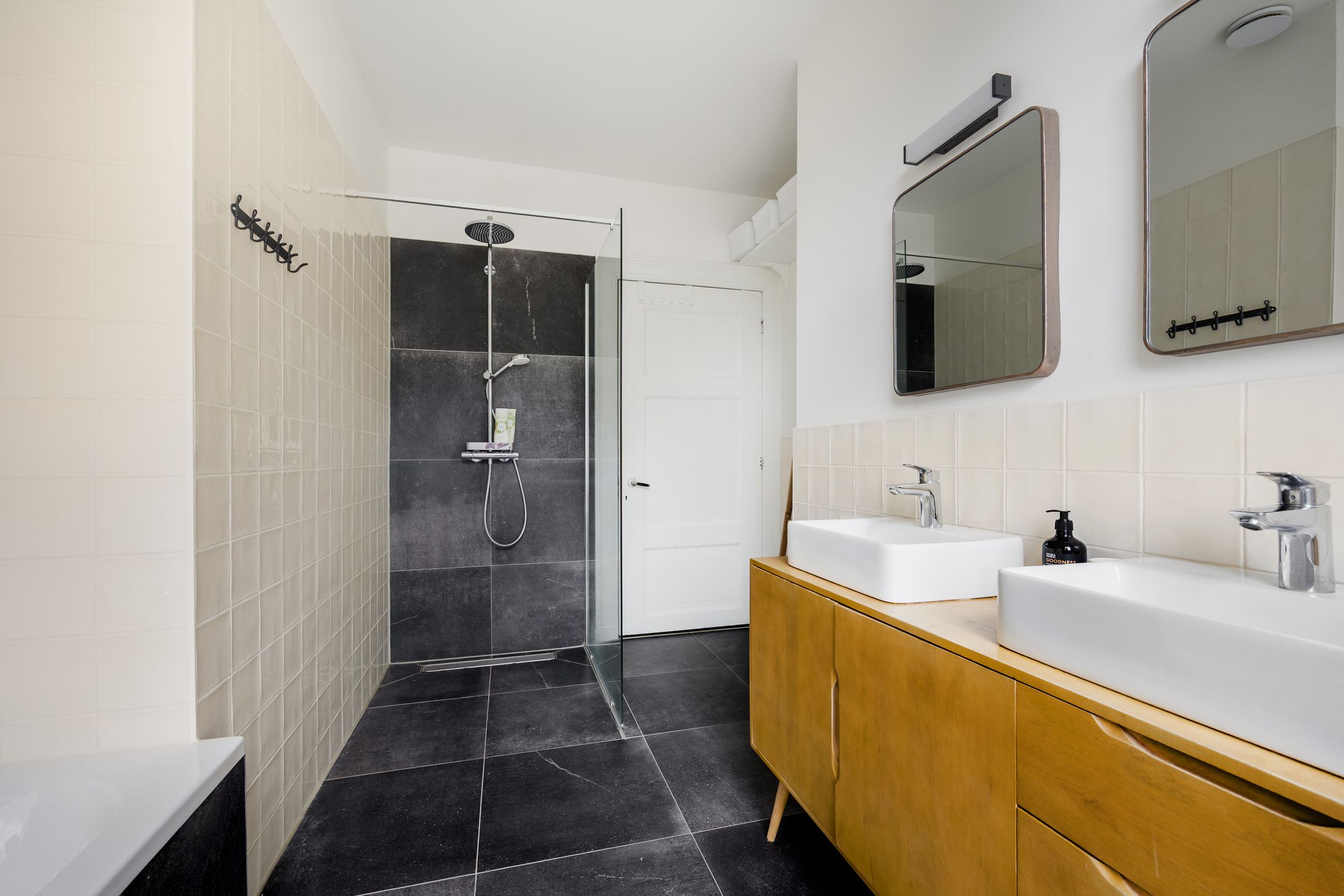 Photo 24 of Rijksstraatweg 361-RD