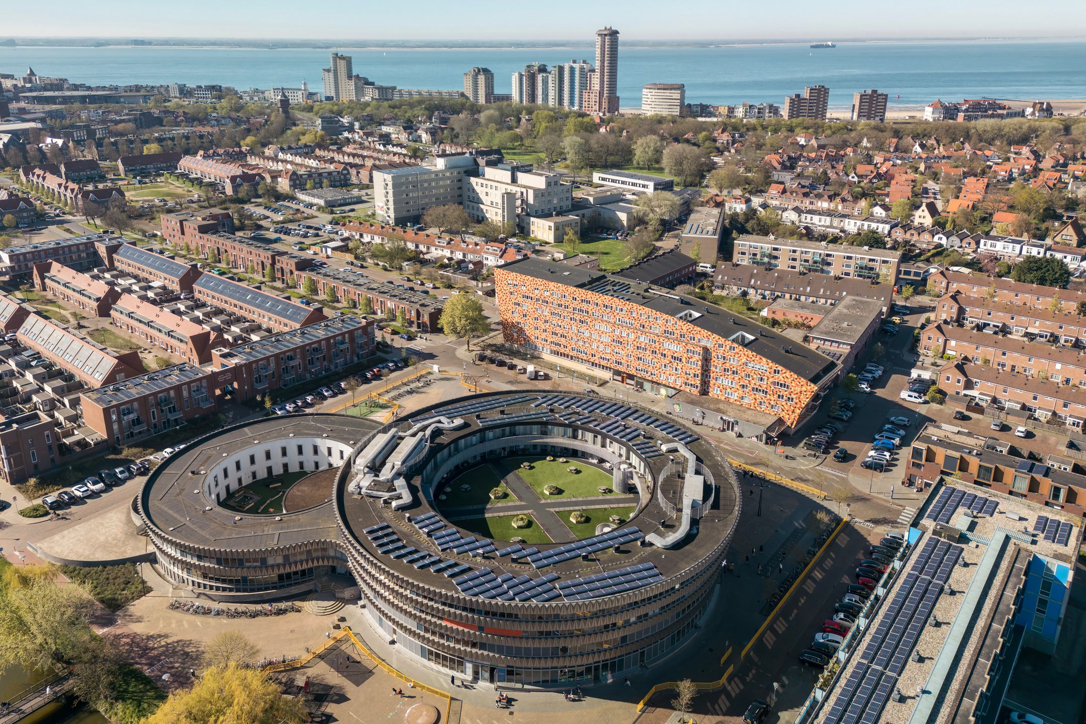 Photo 36 of Pablo Picassoplein 68