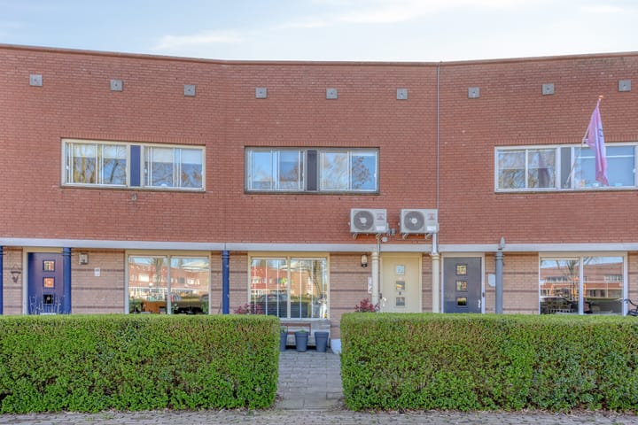 Nonnenkamp 44 main image