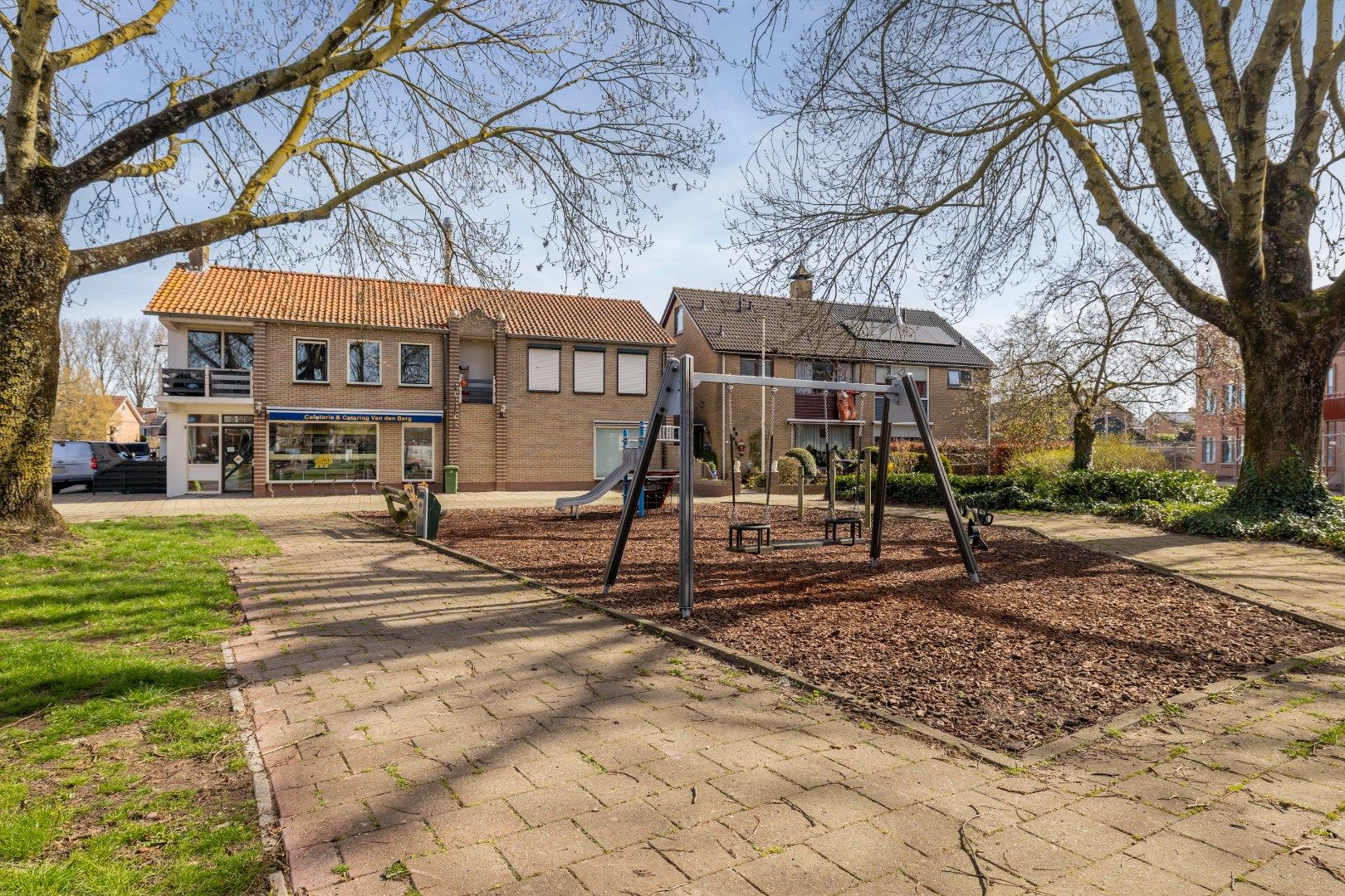 Photo 42 of Laan 1940 - 1945 42