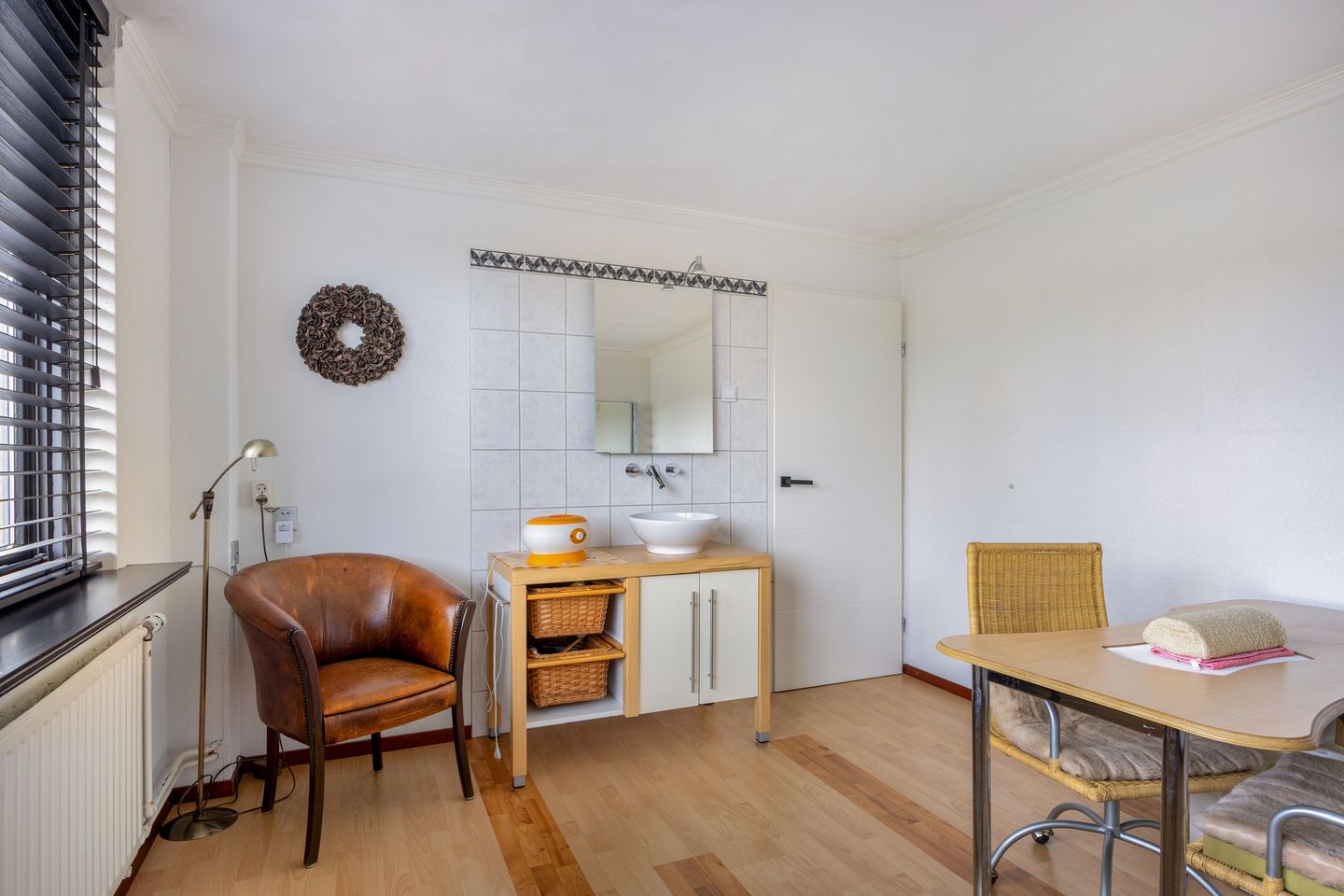 Photo 40 of Prins Bernhardstraat 3