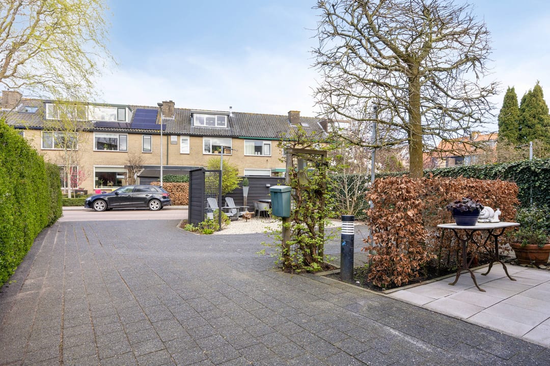 Photo 47 of Prins Bernhardstraat 3