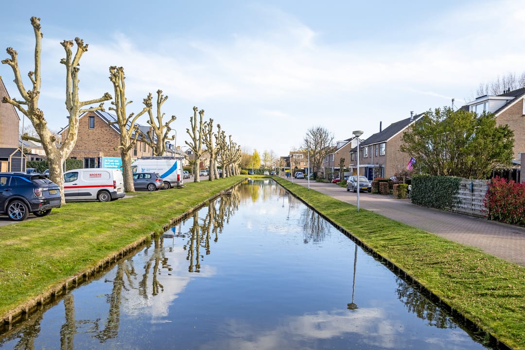 Photo 68 of Prins Bernhardstraat 3