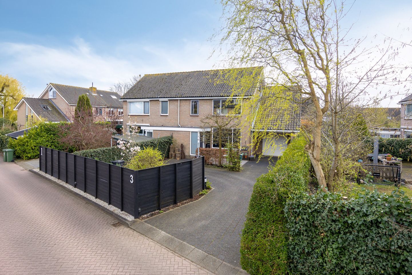 Photo 4 of Prins Bernhardstraat 3