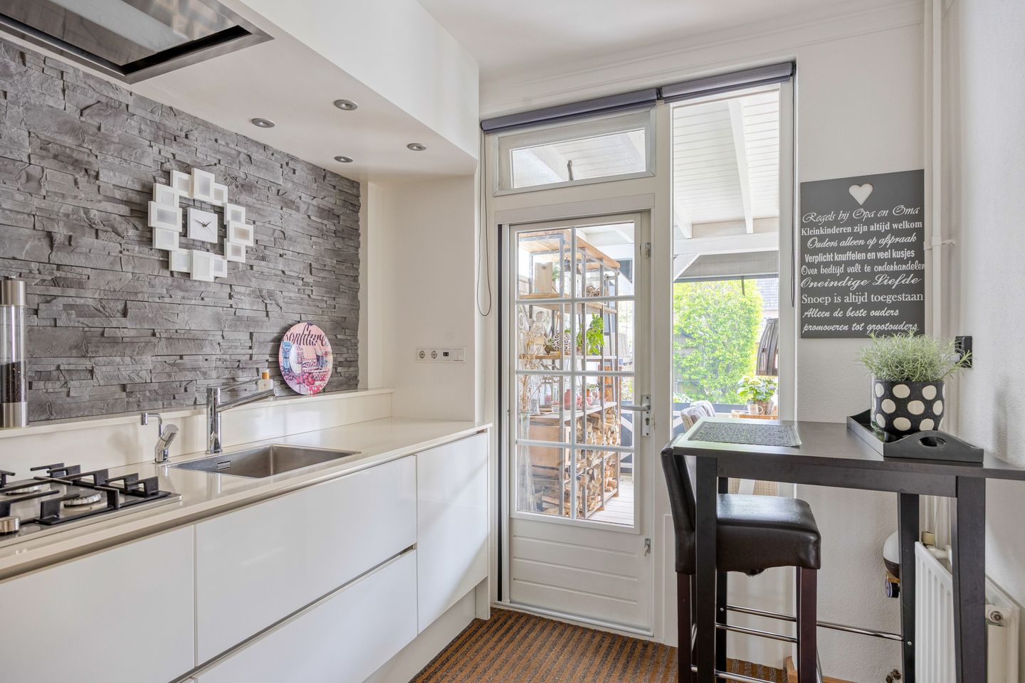 Photo 25 of Prins Bernhardstraat 3