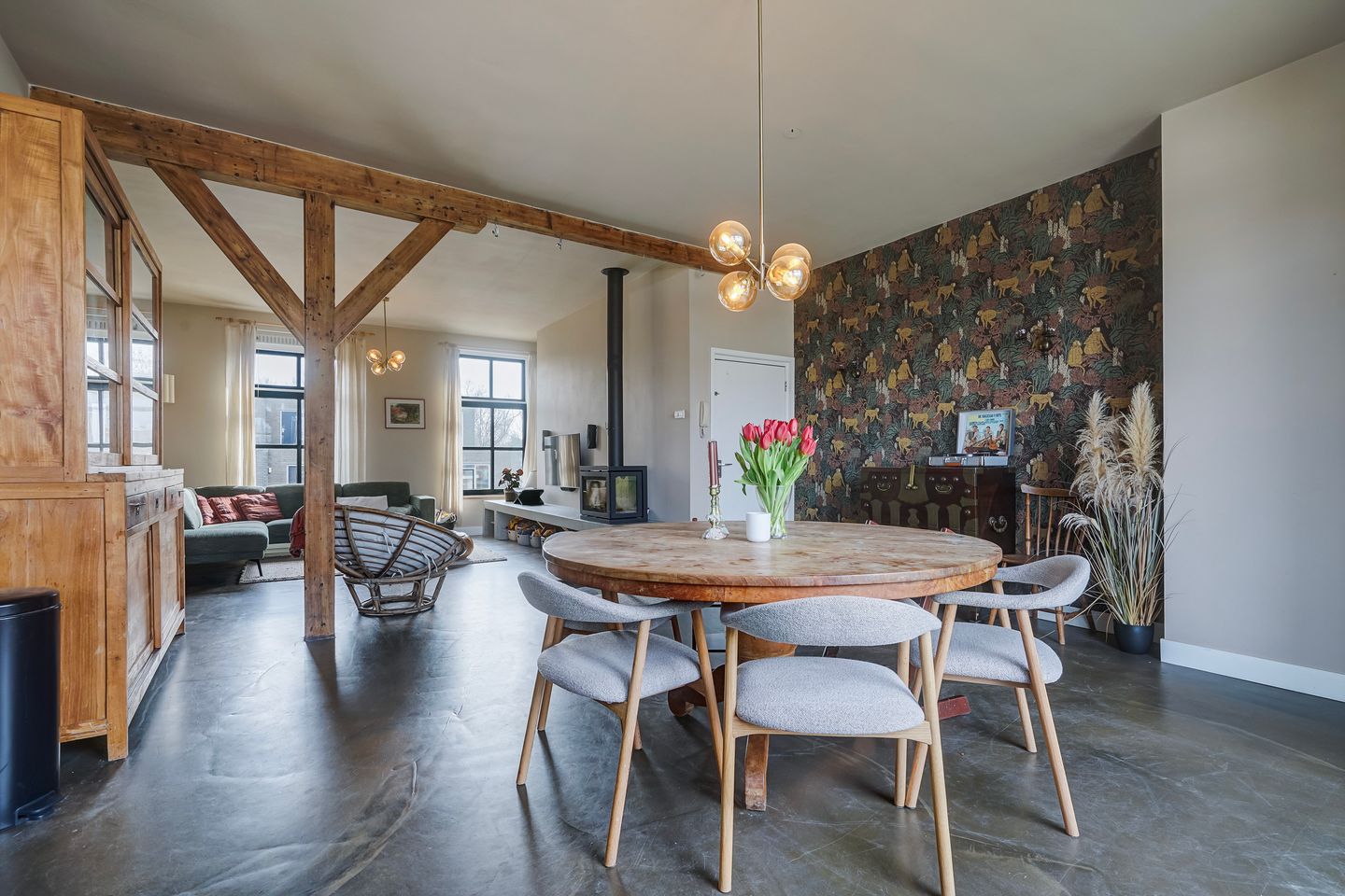 Spacious Top-Floor Apartment with Roof Terrace Near Scheveningen Beach — 14