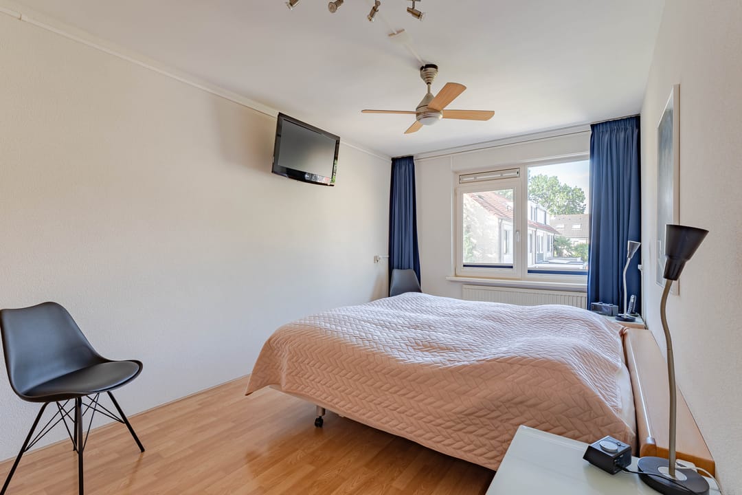 Photo 13 of Roosje Voshoeve 68