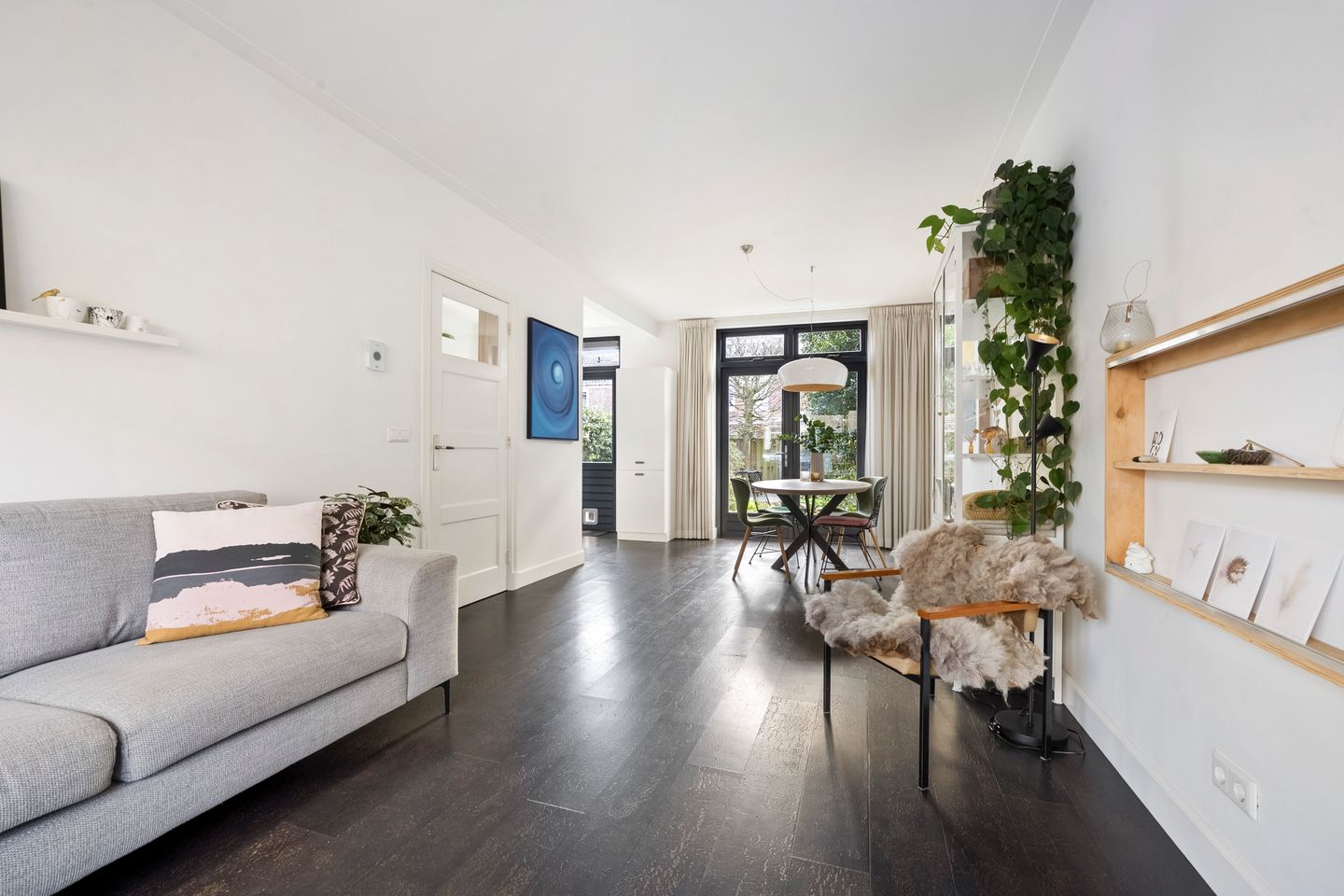 Foto 10 van Theemsstraat 6