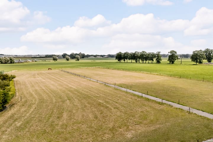 Foto 5 van Sprundelsebaan 95