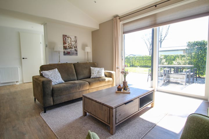 Photo 5 of Harremaatweg 46-1