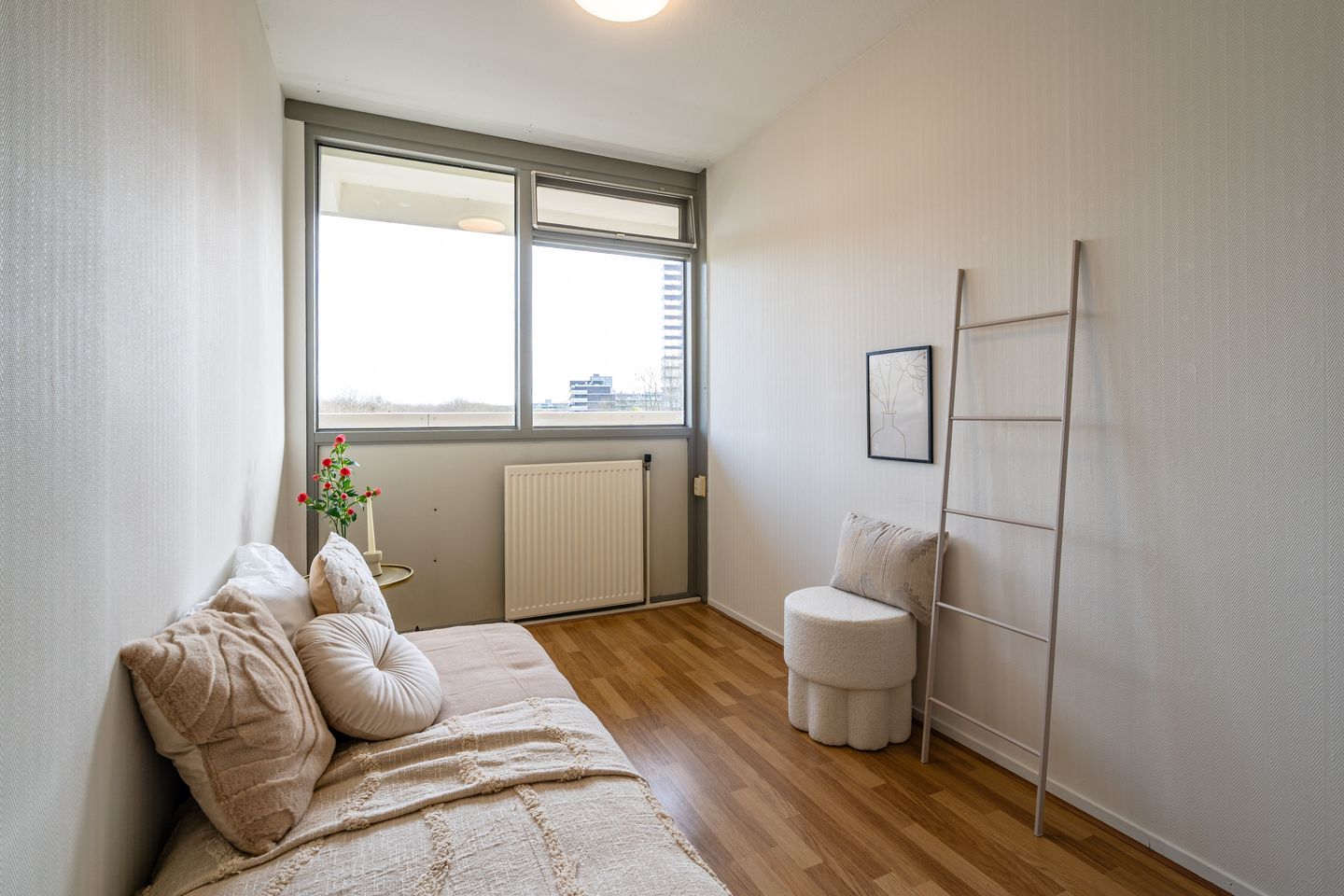 Foto 35 van Joliotplaats 640