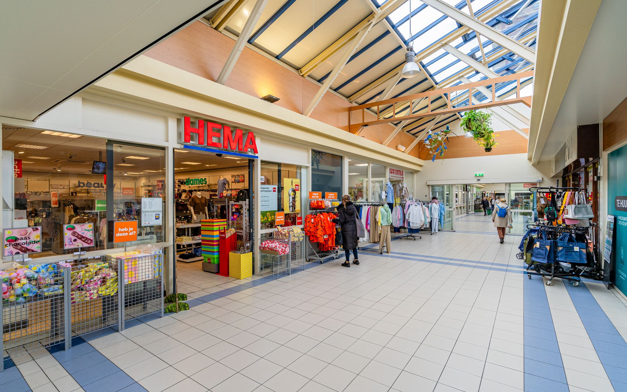 Foto 57 van Joliotplaats 640