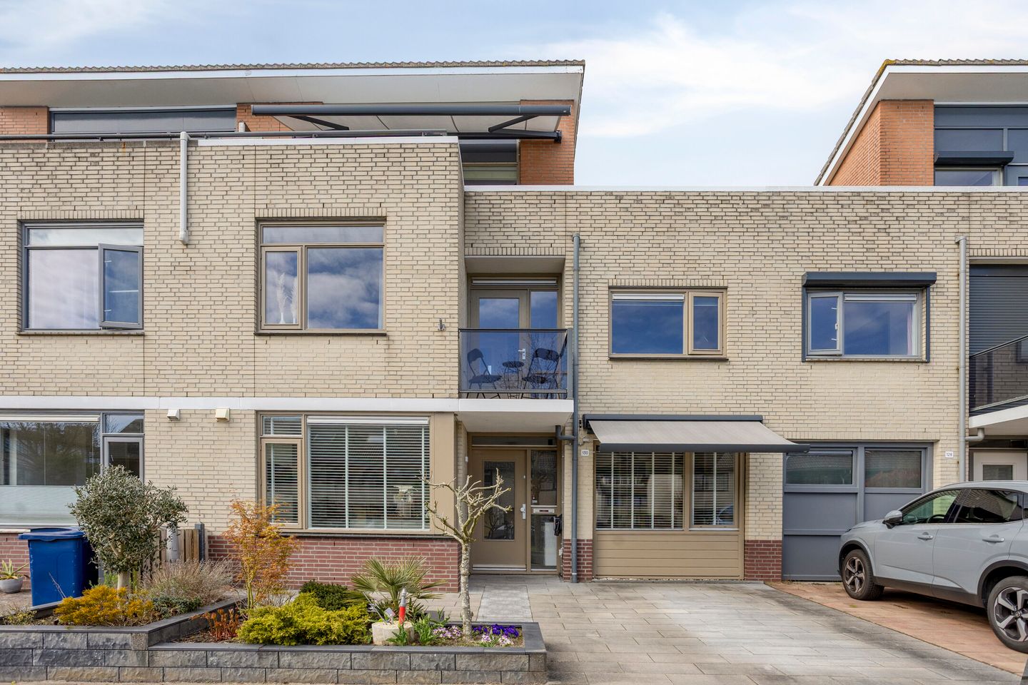 Photo 1 of Jacques Tatilaan 130