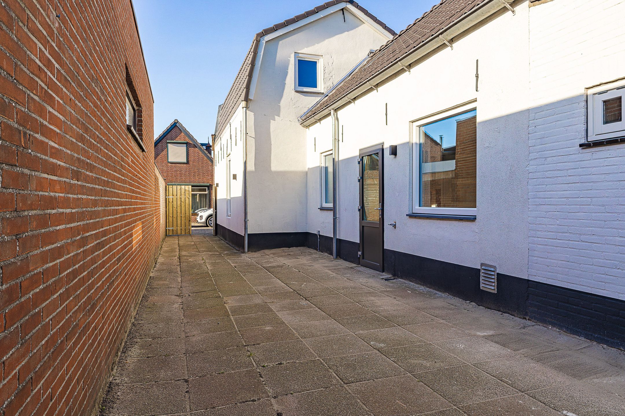 Foto 30 van Voorstraat 25