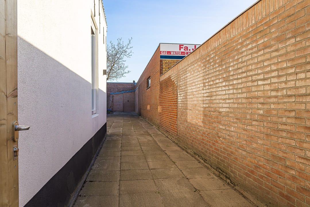 Foto 31 van Voorstraat 25