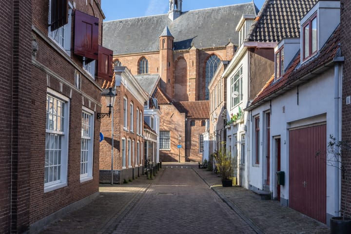 Photo 2 of Middenstraat 45