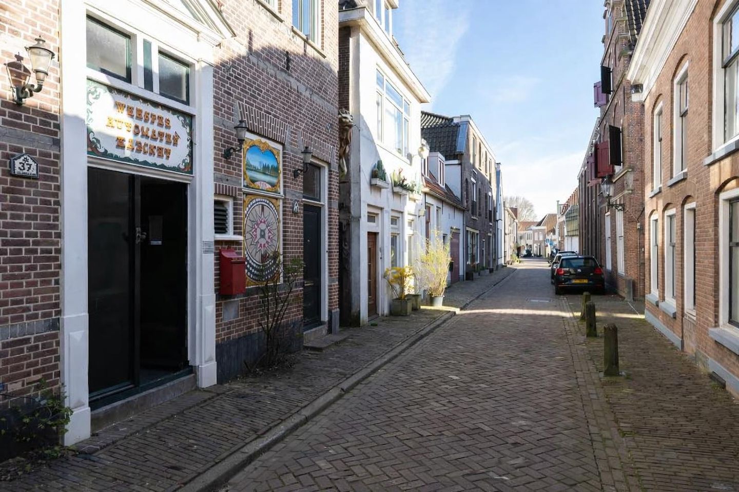 Photo 35 of Middenstraat 45