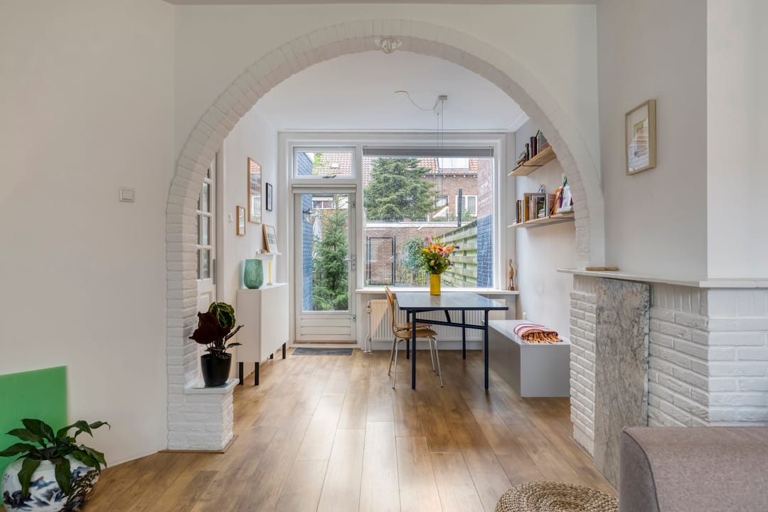 Charming 1930s terraced home with gardens in Arnhem Malburgen-West — 16