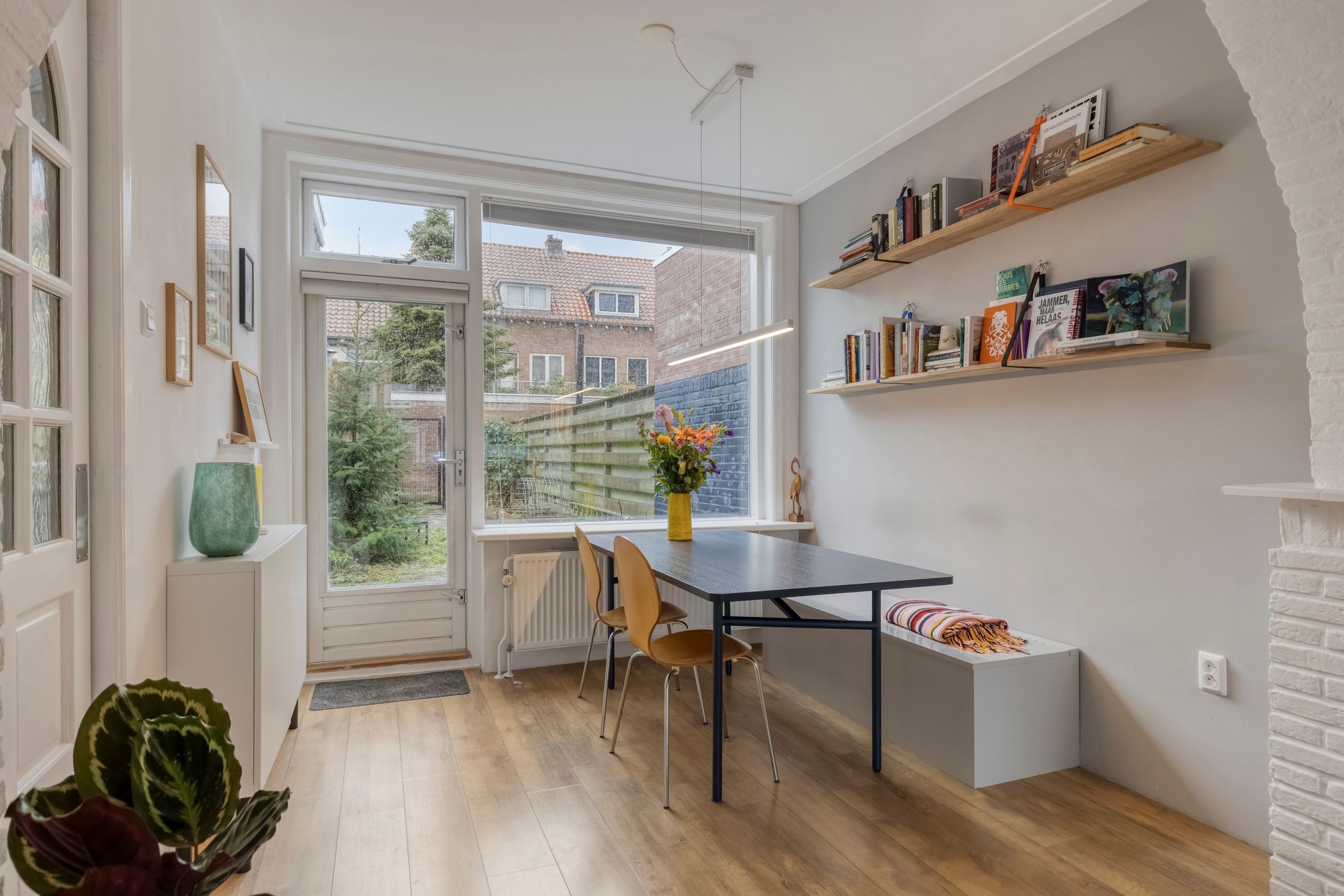 Charming 1930s terraced home with gardens in Arnhem Malburgen-West — 18