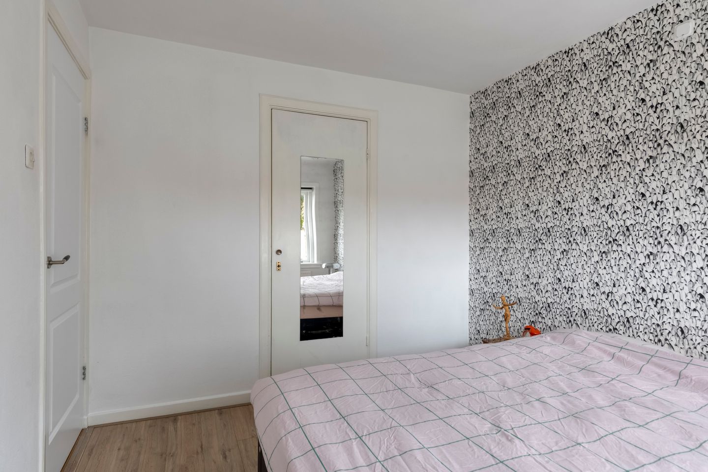 Charming 1930s terraced home with gardens in Arnhem Malburgen-West — 29