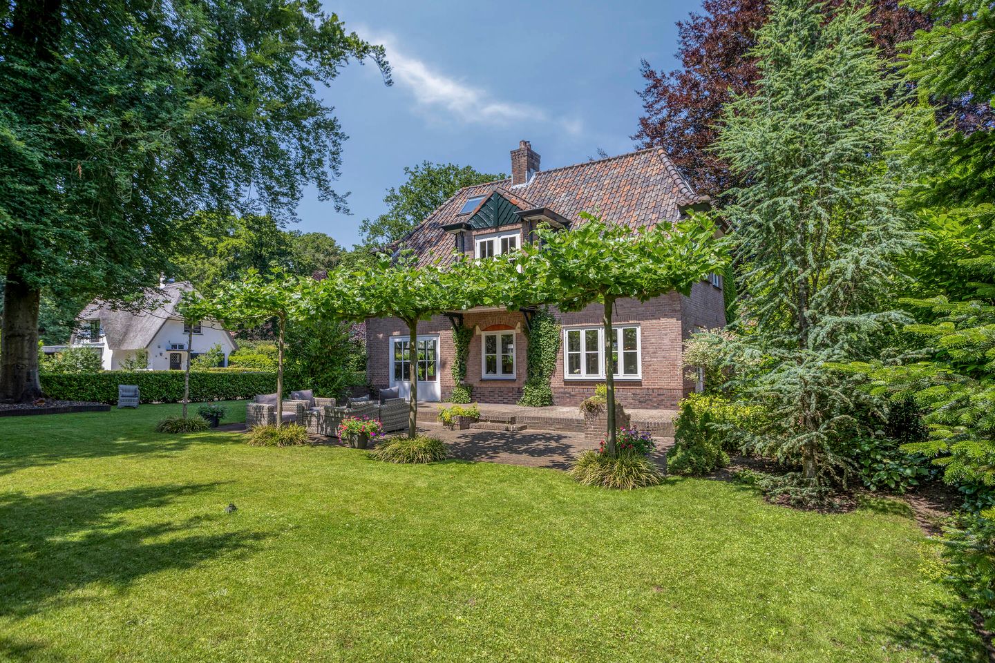 Photo 40 of Libanonweg 5