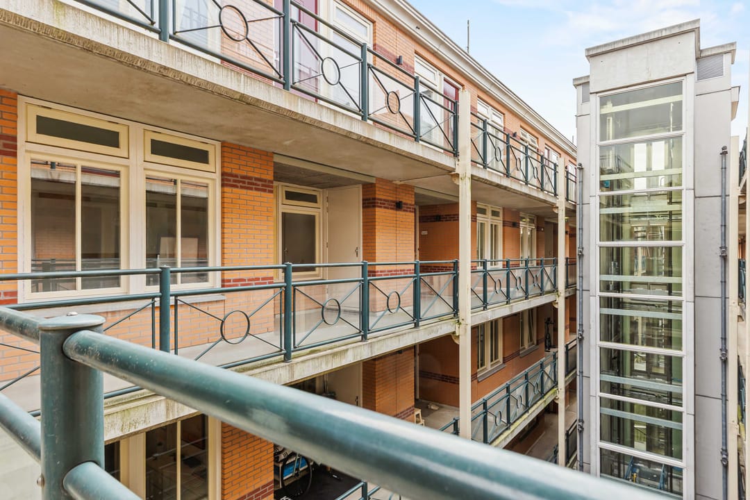 Photo 7 of Rustenburgerstraat 144-A12